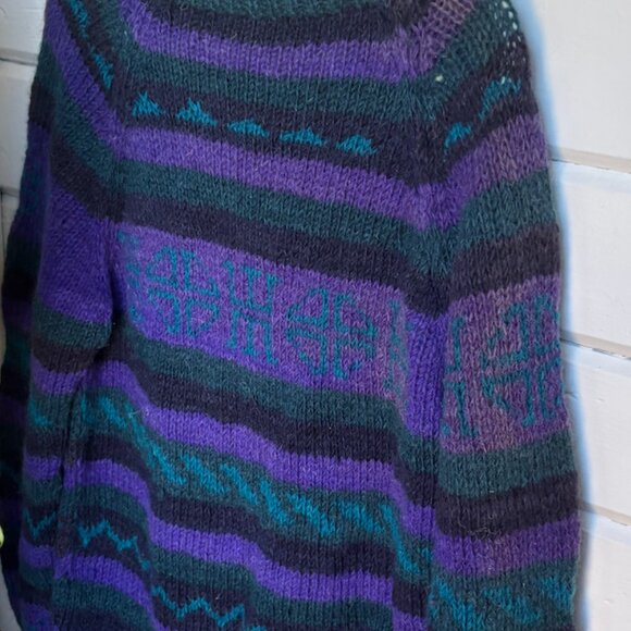 Handmade Retro Knit Sweater - Picture 7 of 7